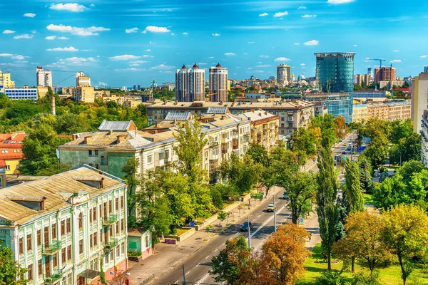 Kiev veya Kiyv, Ukrayna: hava panoramik şehir merkezi — Stok fotoğraf