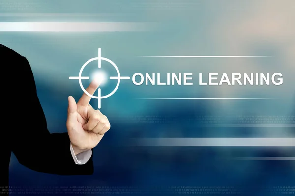Business Hand klickt auf Online-Learning-Taste auf Touchscreen — Stockfoto