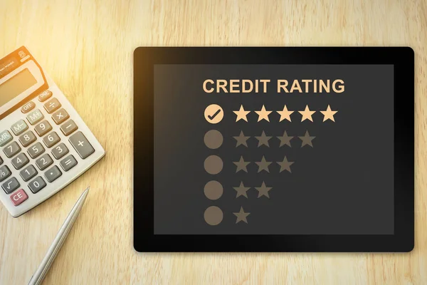Excelente classificação de crédito cinco estrelas no tablet — Fotografia de Stock
