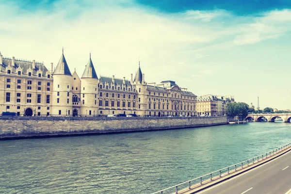 Castle Conciergerie, Париж, Франция — стоковое фото