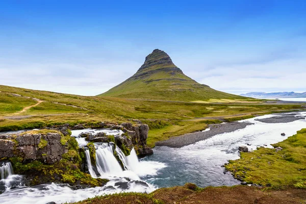 Гора Kirkjufell, Ісландія — стокове фото