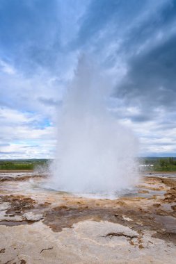 Strokkur Geysir Erüpsiyonu jeotermal alanı, Avrupa, İzlanda