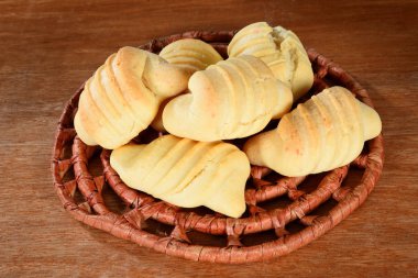 Tipik Brezilya aperatifli fırınlanmış peynirli kraker.