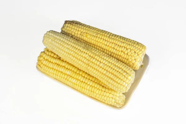 Natürliche Gesunde Getreidepflanze Mais Isoliert Auf Weißem Hintergrund — Stockfoto