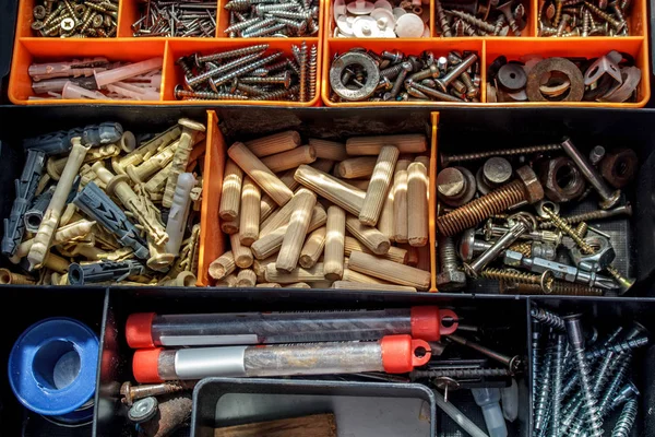 Leuchtend Orange Schwarzer Organizer Mit Einer Reihe Von Hardware Eine — Stockfoto