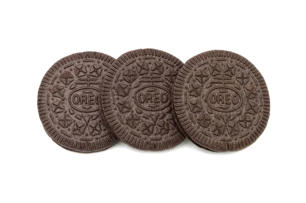Oreo Biscuit Detailní Záběr Izolované Bílém Pozadí Tenké Křupavé Sendvičové — Stock fotografie