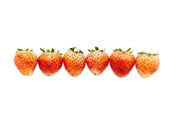 Erdbeeren Isoliert Auf Weißem Hintergrund — Stockfoto