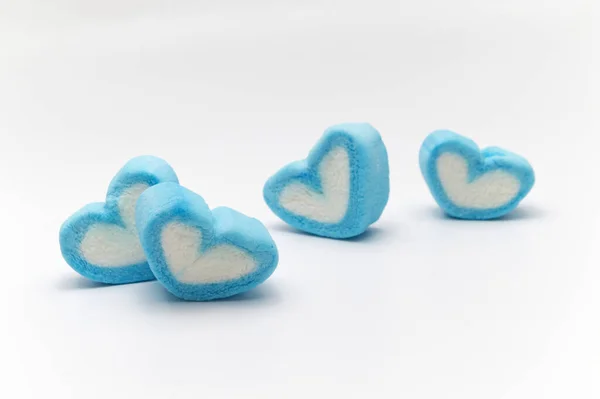 Blue Sweet Heart Shape Marshmallow Auf Weißem Hintergrund — Stockfoto