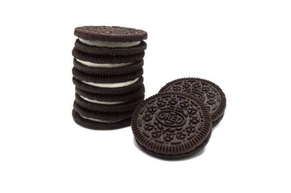 Oreo Biscuits Isolated White Background Sandwich Chocolate Cookies Sweet Cream — Stock Photo, Image