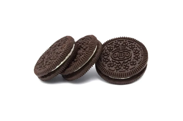 Oreo Biscuits Isolated White Background Sandwich Chocolate Cookies Sweet Cream — Stock Photo, Image
