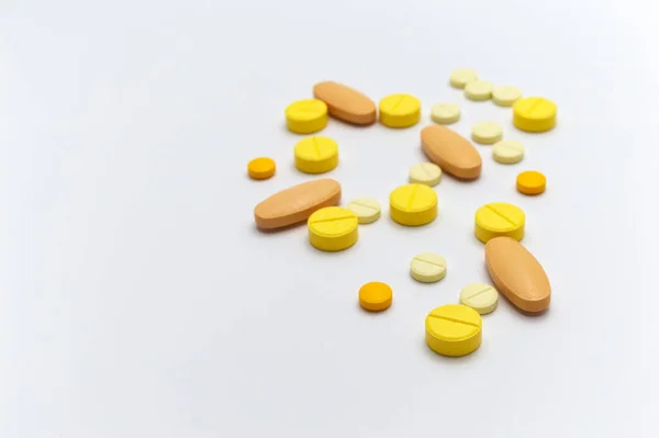 Voorgeschreven Medicijnen Medicijnen Pillen Vitamine Tabletten Van Gele Tinten Witte — Stockfoto