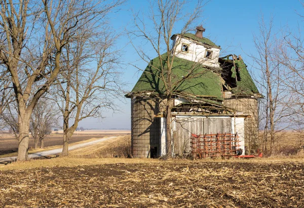 Stará stodola na Středozápadě — Stock fotografie