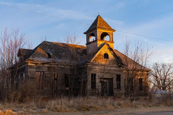 Altes Schulhaus — Stockfoto