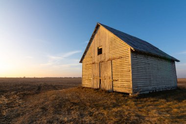 Orta batıdaki ahır.