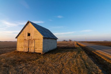 Orta batıdaki ahır.