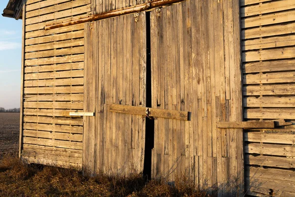 Portas do celeiro — Fotografia de Stock