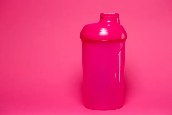 Rózsaszín Shaker Színes Háttér Sport Energiaital Berendezés Tornaterem — Stock Fotó