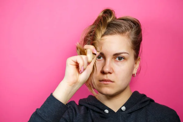 Retrato Una Chica Cara Sin Maquillaje Violencia Familia — Foto de Stock