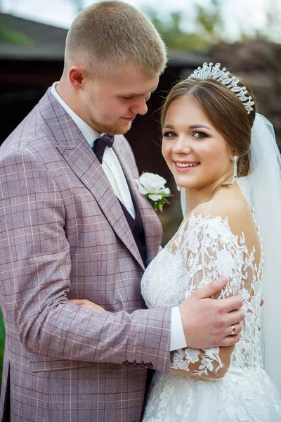 Bride White Dress Groom Costume Cuddle Walk Park — Stock Photo, Image