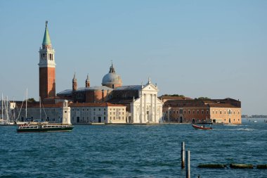 San Giorgio Maggiore Kilisesi ve tekneler Venedik, İtalya