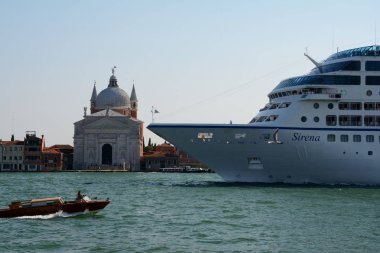Venice, İtalya'da sirena yolcu gemisi