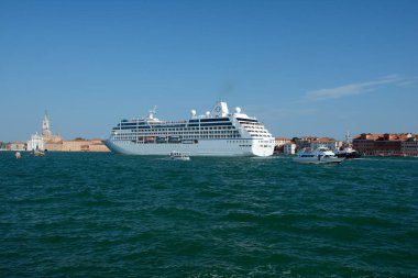 Venice, İtalya'da sirena yolcu gemisi