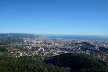 İspanya 'daki Barselona şehrinin havadan görünüşü.