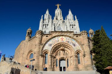 Tibidabo Barcelona, İspanya üzerinde İsa'nın kutsal kalbi Tapınağı