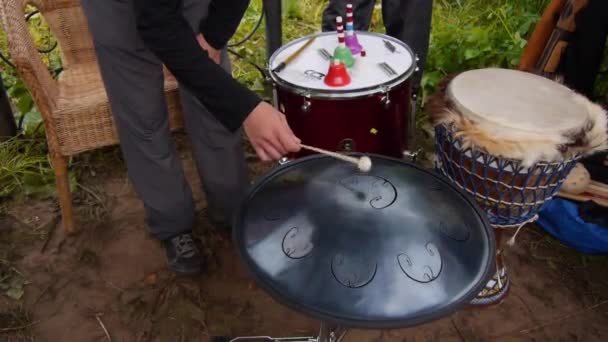 Rav Vast.Musical Percussion Instrument.The analóg a hangszer Hang.File tartalmaz hangot — Stock videók