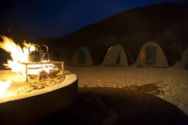 Safari kampı manzarası, seyahat konsepti 