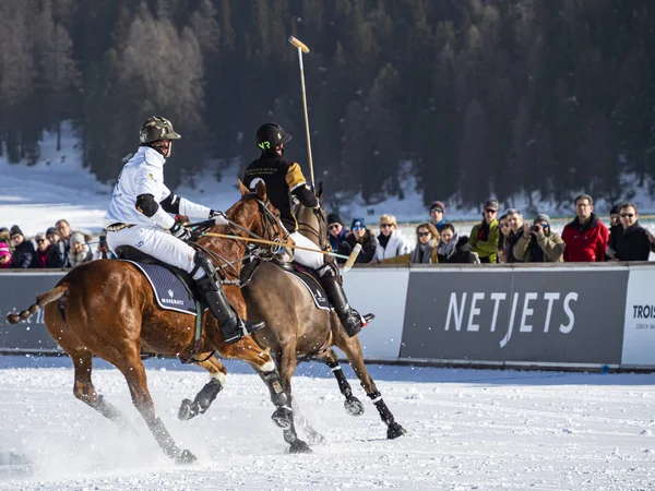 St.Moritz – 2020年1月26日: Snow Polo World CupでのゲームアクションSt.Moritz 2020 — ストック写真