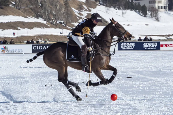 St. Moritz - 26. ledna 2020: Herní akce na mistrovství světa ve fotbale Snow Polo St. Moritz 2020 — Stock fotografie