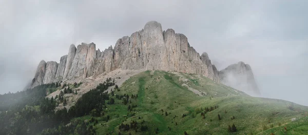 Mountain Grand Thach, Caucasus, Russia. — Stock Photo, Image