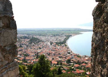Ortaçağ Kalesi 3 savaşçıları savaş bulunduğu aracılığıyla görüntülemek
