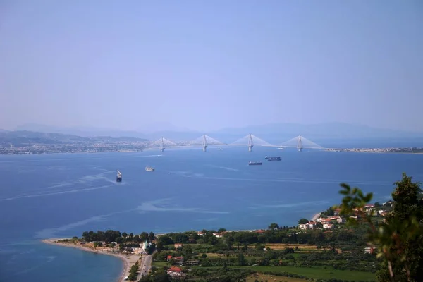 Akdeniz'de bir Körfezi manzaralı