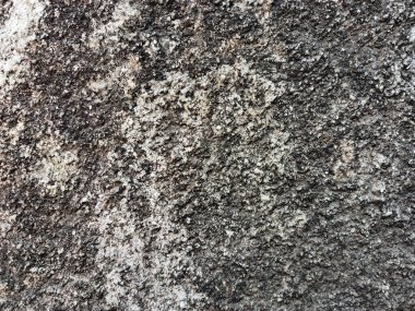 Eski duvar kaya dokusu yüzeyi dağda antik taş ormandaki kaya ve taş arkaplan desenli.