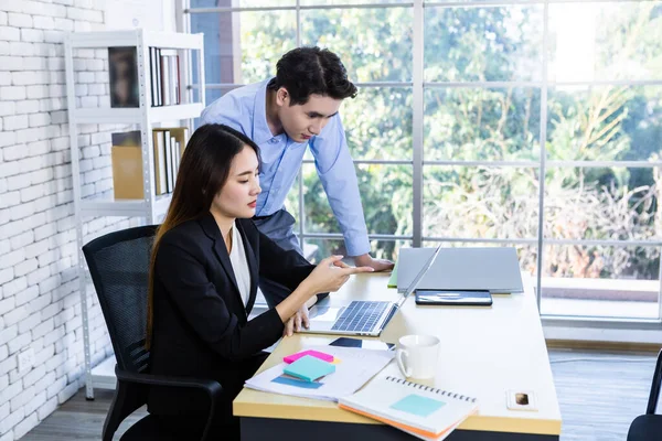 Happy Businesswoman Businessman Partners Discussing Positive Adult Business Working Together — Stock Photo, Image