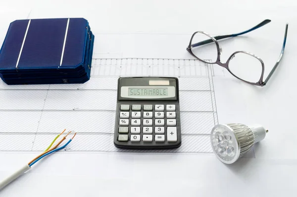 Tasarruf hesaplama kavramı veya sürdürülebilir güneş enerjisi üretimine geçiş yatırımları