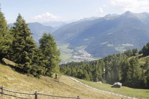 South Tyrol İtalya Vadisi Isarco görünümünü — Stok fotoğraf