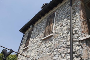 İtalya bir çiftlikte eski windows