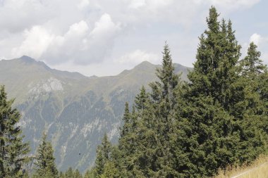 Alp Dağları Kuzey İtalya'daki görünümünü