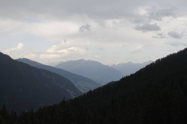 tipik Alp peyzaj İtalya