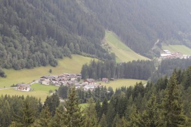 Alp Dağları Kuzey İtalya'daki görünümünü