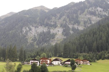 Alp Dağları Kuzey İtalya'daki görünümünü