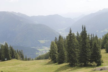 Alp Dağları Kuzey İtalya'daki görünümünü