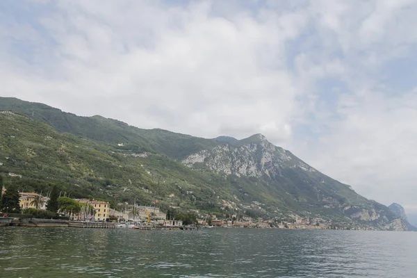 Vista Del Lago Garda Norte Italia —  Fotos de Stock