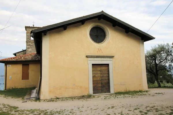 Starożytne Sanktuarium Kościół Katolicki Toscolano Brescia Włochy — Zdjęcie stockowe
