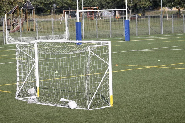 Ein Blick Auf Ein Netz Auf Einem Freien Fußballplatz — Stockfoto