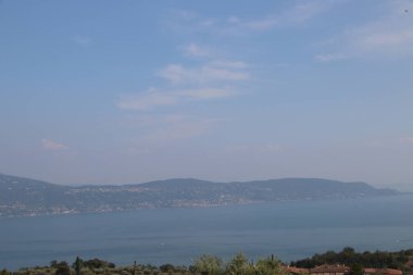 Kuzey İtalya 'daki Garda Gölü manzarası