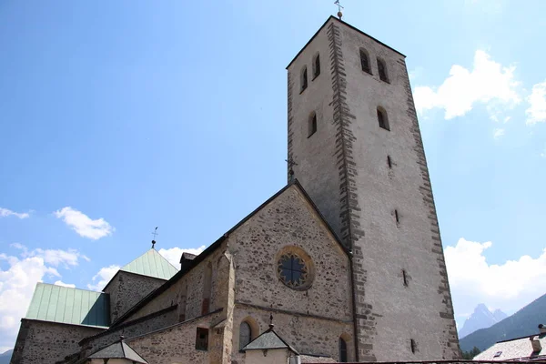 Biserica Din San Candido San Candido Este Situat Valea Puster — Fotografie, imagine de stoc